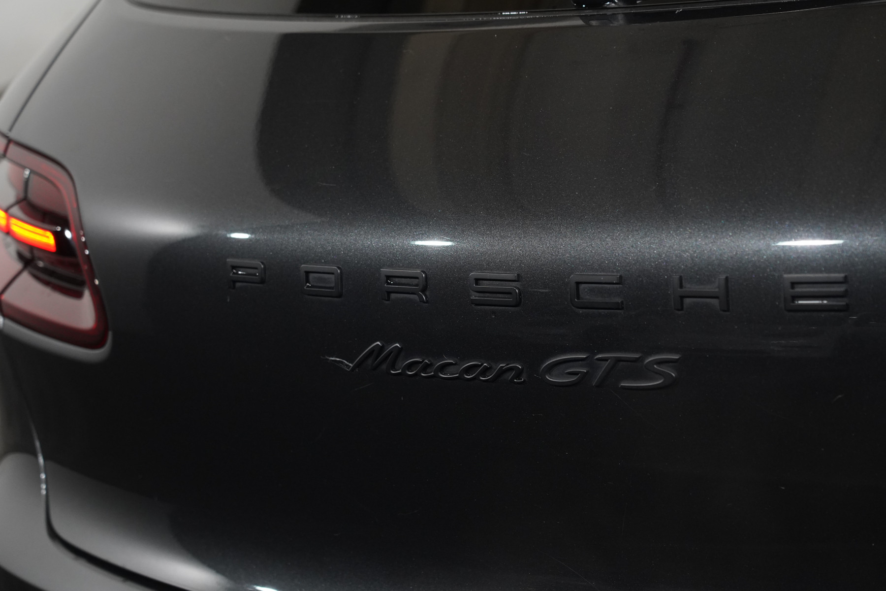 2017 Porsche Macan Gts SUV Image 9