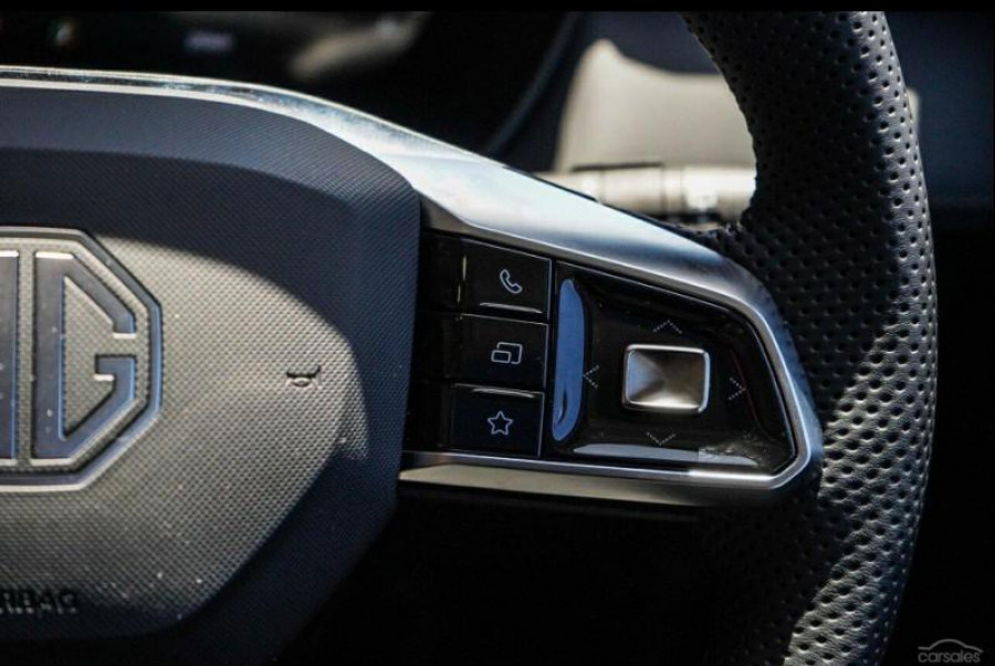 2025 MG ZS ZS32 Essence Hybrid+ SUV Image 15