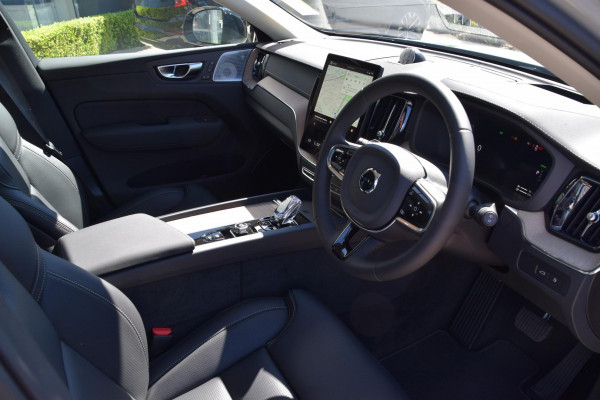 2026 Volvo XC60 UZ Ultra T8 Plug-in Hybrid Dark SUV Image 14