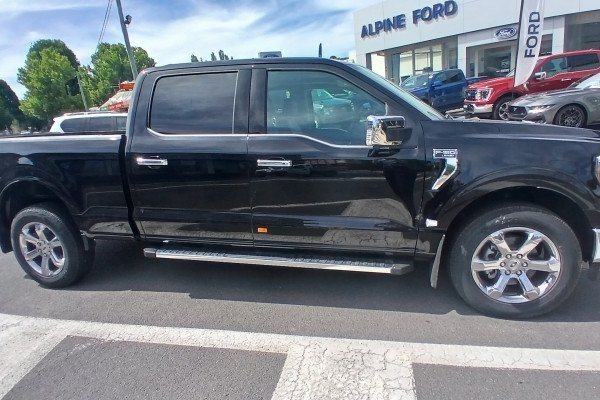 2023 Ford F-150 No Series Lariat Dual Cab