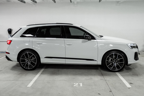 2025 MY26 Audi Q7 4M TDI 210kW S line SUV image 3