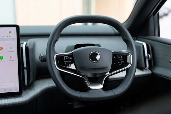 2026 Volvo EX30  Single Motor Extended Range Plus SUV Image 15