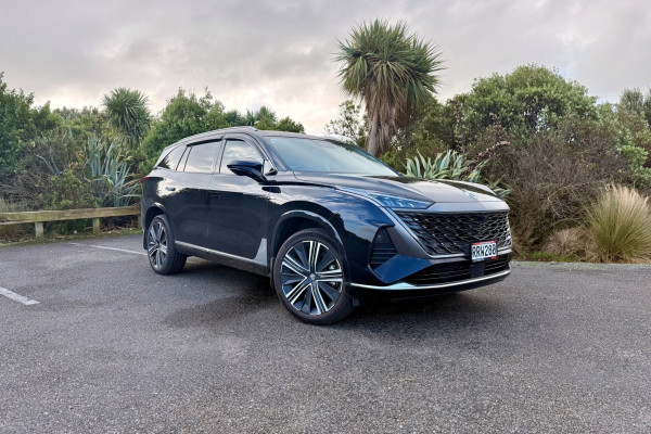 2026 MG QS Essence SUV