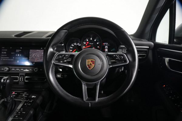 2021 Porsche Macan SUV