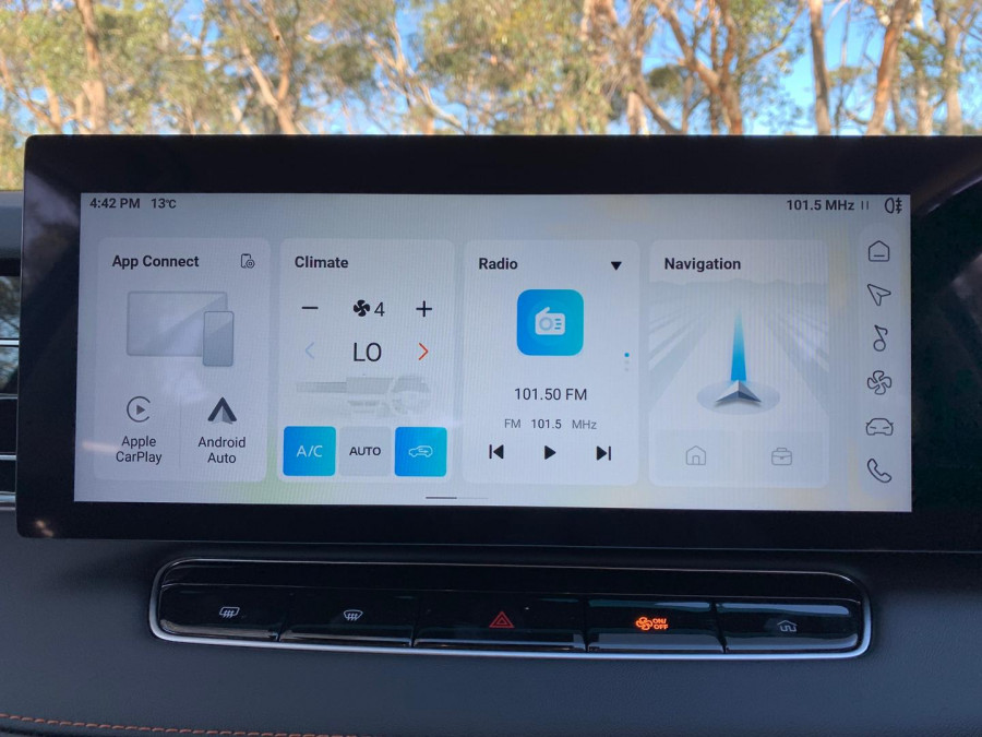 2025 MG HS AS33 Hybrid+ Excite SUV Image 16