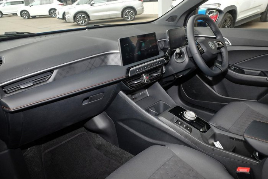 2024 MY24.5 MG MG3 ZP22 Essence Hybrid+ Hatch Image 11