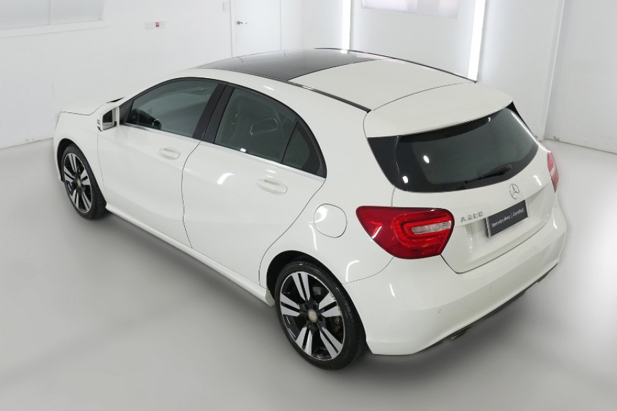 2014 Mercedes-Benz A Class W176 A200 Hatchback Image 24