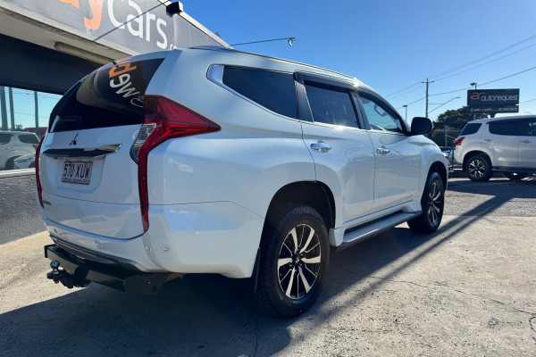 2017 Mitsubishi Pajero Sport QE Exceed SUV Image 6