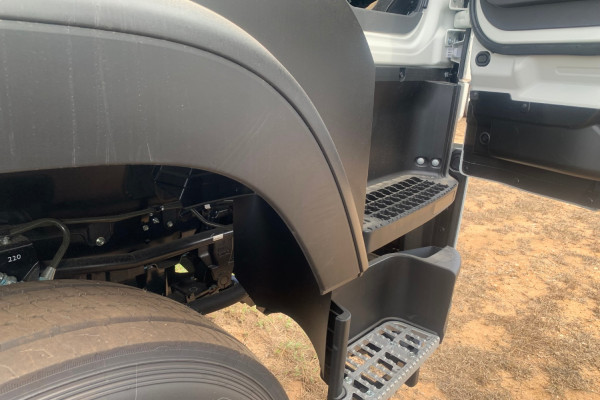 2026 Isuzu FYJ 320-355 AT R51 Cab Chassis Image 11