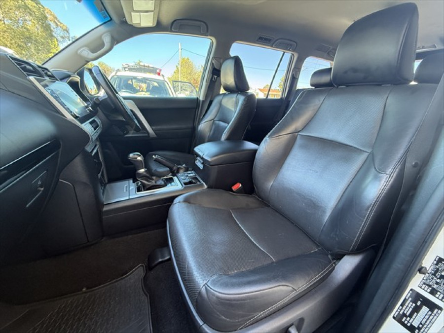 2020 Toyota LandCruiser Prado GDJ150R GXL SUV Image 15