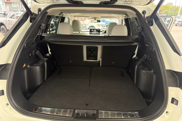 2021 MY22 Mitsubishi Outlander ZM Exceed SUV Image 22