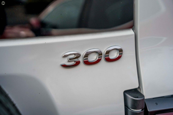 2026 GWM Tank 300 P01 Lux Hi4-T PHEV SUV Image 11