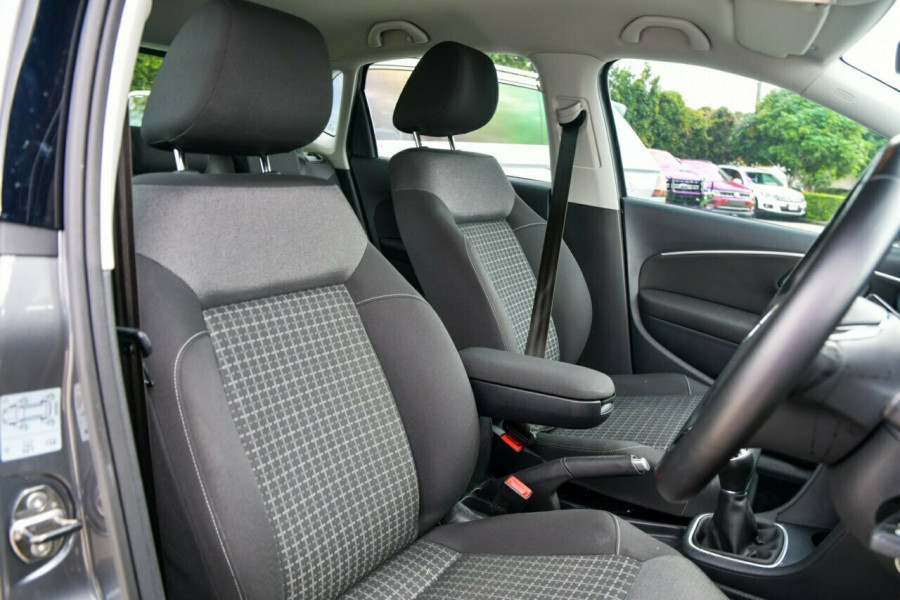 2016 MY17 Volkswagen Polo 6R 81TSI Comfortline Hatch Image 19