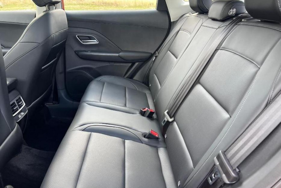 2025 MG ZS ZS32 Essence Turbo SUV Image 13