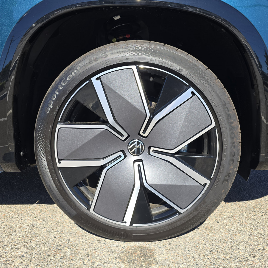 2025 MY26 Volkswagen Tayron R4 195TSI R-Line SUV Image 23