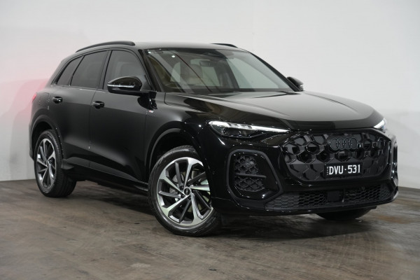 2025 Audi Q5 FY 55 TFSI e S Line SUV