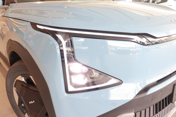 2026 Kia EV5 OVc Air Standard Range SUV Image 4