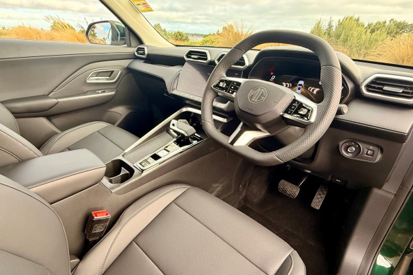 2026 MG ZS ZS32 Essence Hybrid+ SUV Image 9