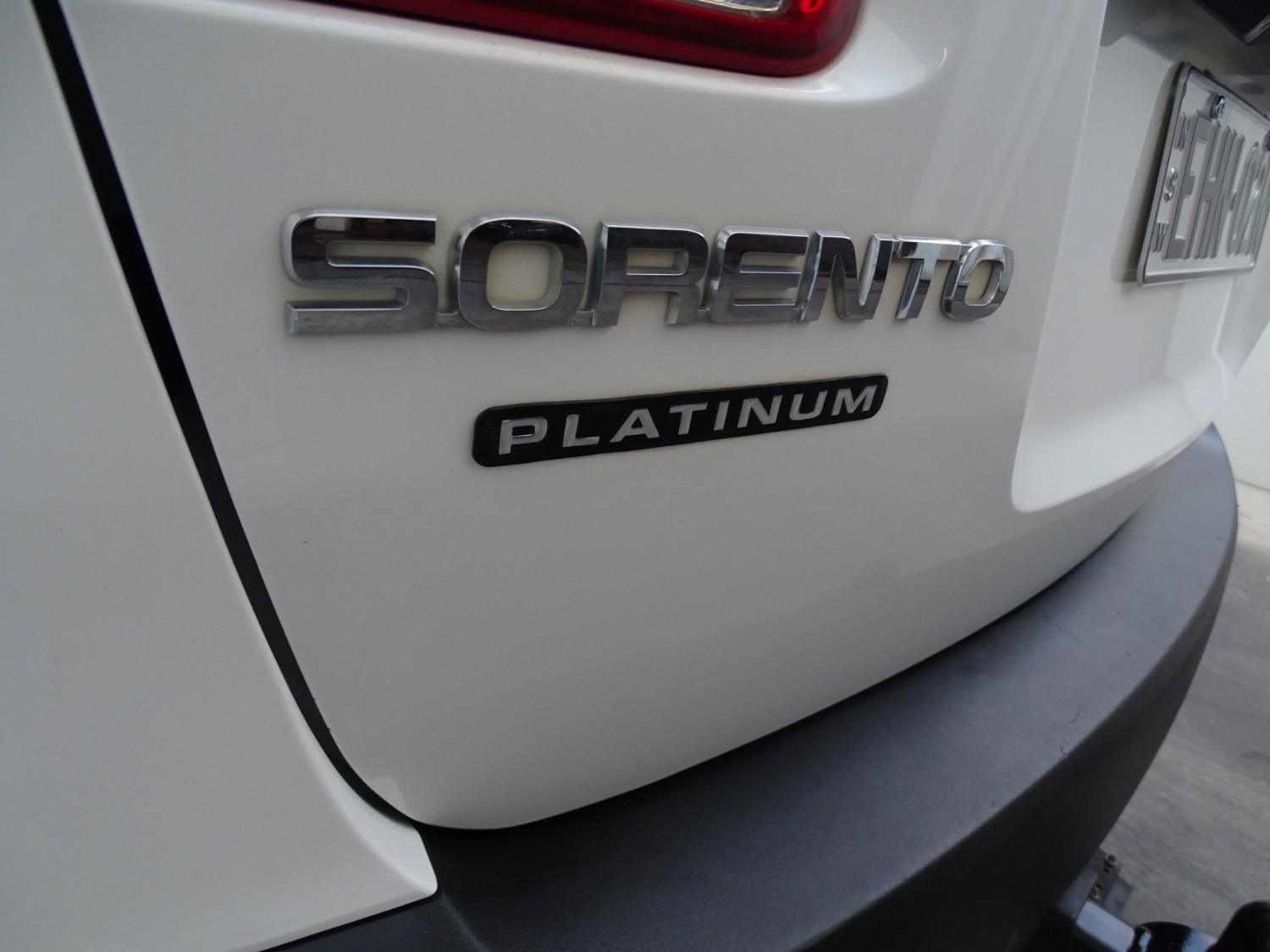 2012 Kia Sorento XM  Platinum SUV Image 8