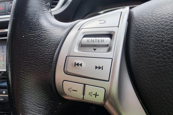 2015 Nissan X-Trail T32 ST-L SUV Image 25