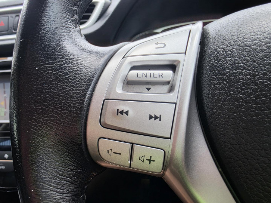 2015 Nissan X-Trail T32 ST-L SUV Image 25