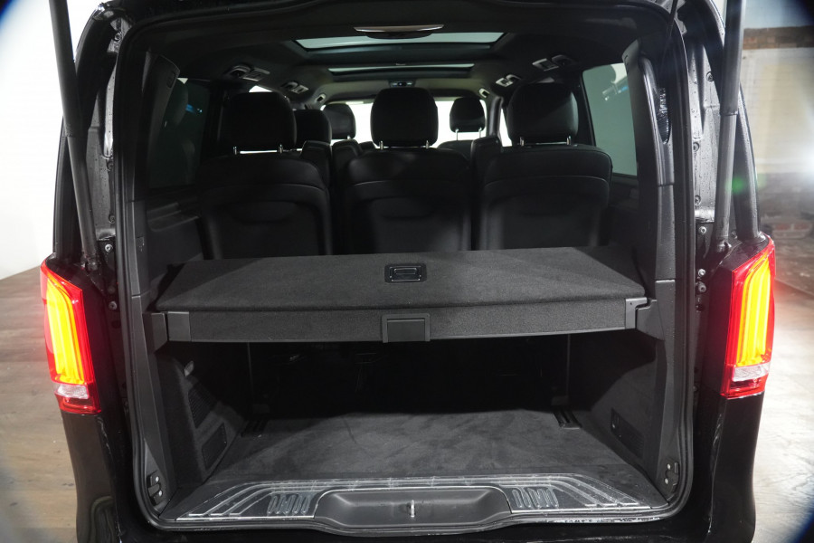 2022 Mercedes-Benz V-Class V300 d Avantgarde People Mover