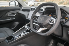2025 MG ZS ZS32 Essence SUV
