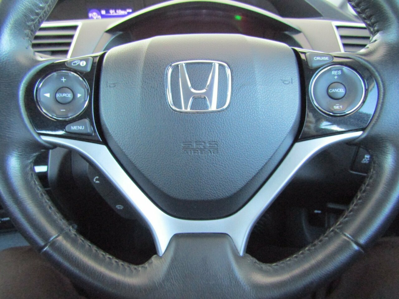 2015 Honda Civic 9th Gen Series II VTi-L Sedan Image 11