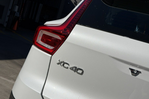2026 Volvo XC40 XZ Plus B4 SUV Image 7