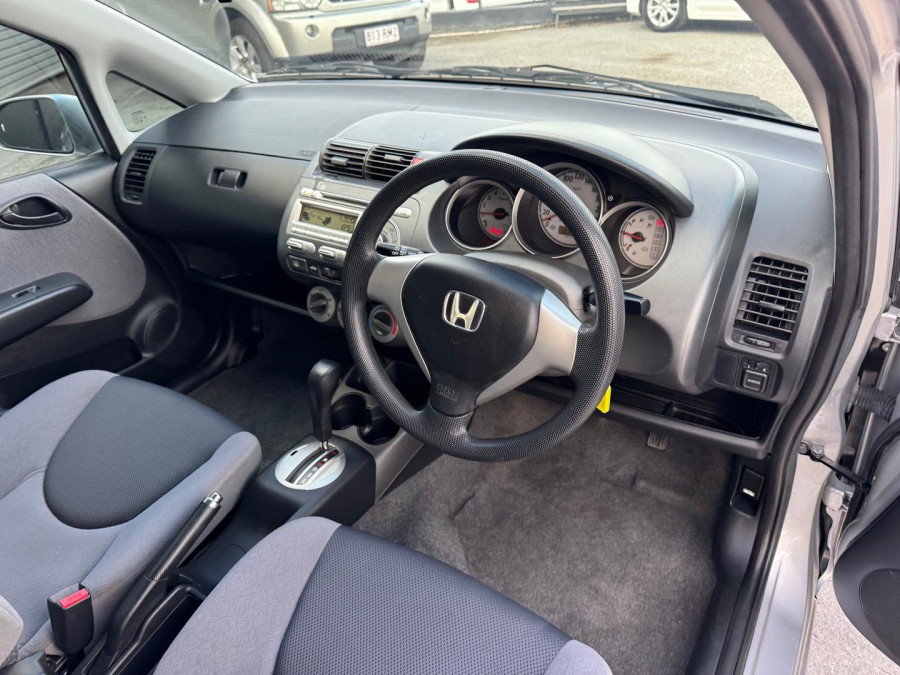 2007 Honda Jazz GD GLi Hatch Image 15
