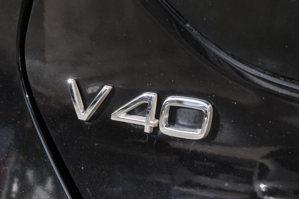 2015 MY16 Volvo V40 M Series T3 Kinetic Hatch Image 22