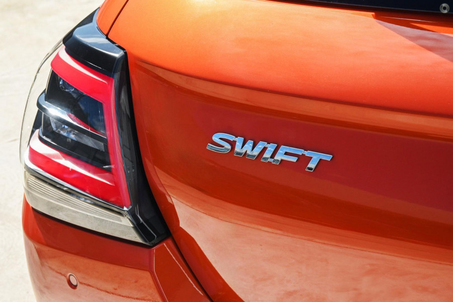 2026 Suzuki Swift UZ Hybrid Plus Hatch Image 4