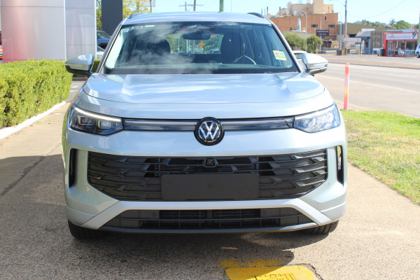 2025 Volkswagen Tayron R4 150TSI Life SUV Image 2
