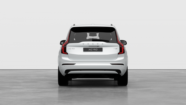 2026 Volvo XC90 L Series Ultra T8 Plug-in Hybrid Dark SUV image 4