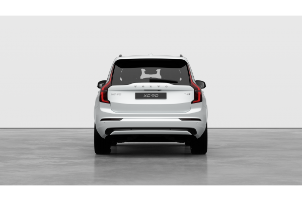 2026 Volvo XC90 L Series Ultra T8 Plug-in Hybrid Dark SUV Image 4