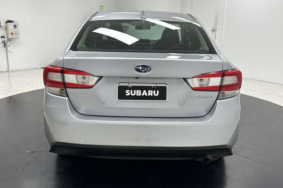 2018 Subaru Impreza 2.0i-L Sedan Image 9