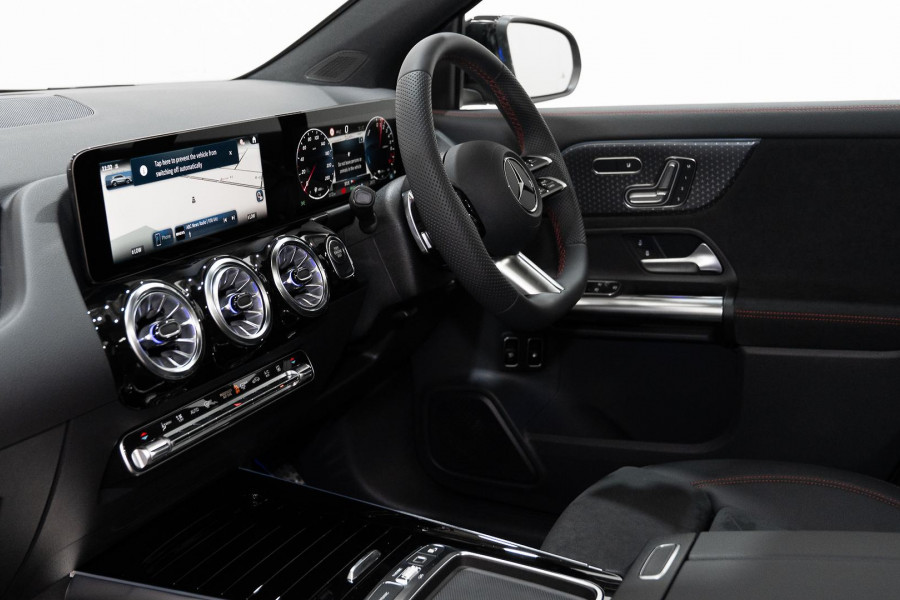2025 Mercedes-Benz GLA-Class H247 GLA250 e with EQ hybrid technology SUV