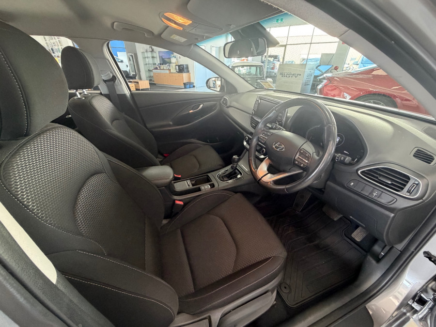 2023 Hyundai i30 PD.V4  Hatch Image 8