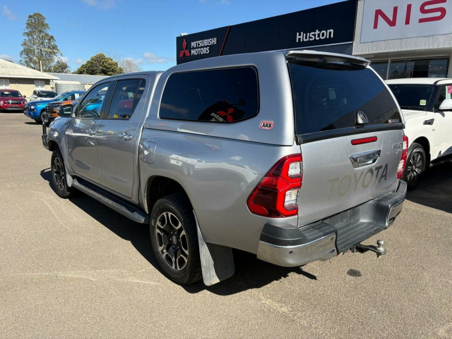 2023 Toyota HiLux GUN126R SR5 Ute Image 8