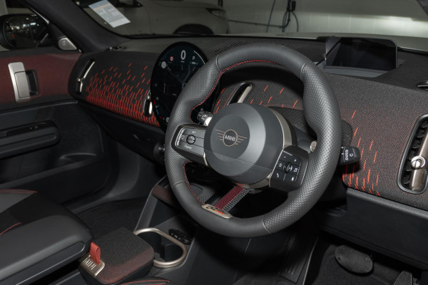 2026 MINI Countryman U25 S JCW Sport SUV image 6