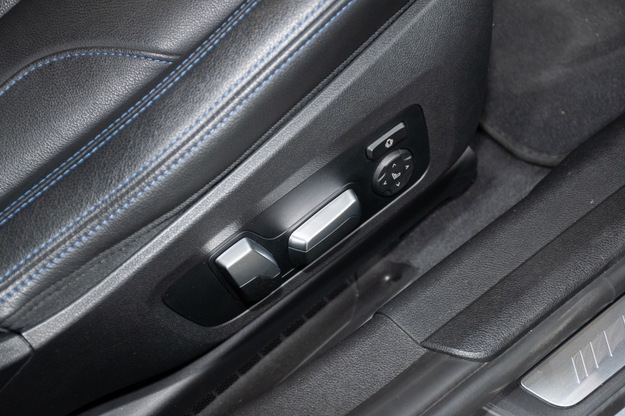 2022 BMW 3 Series 30e M Sport Phev Sedan Image 14