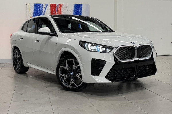 BMW iX2 eDrive20 M Sport U10
