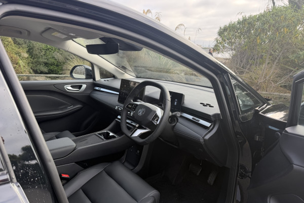 2026 MG MG4 AH4E Essence 64 Hatch Image 5