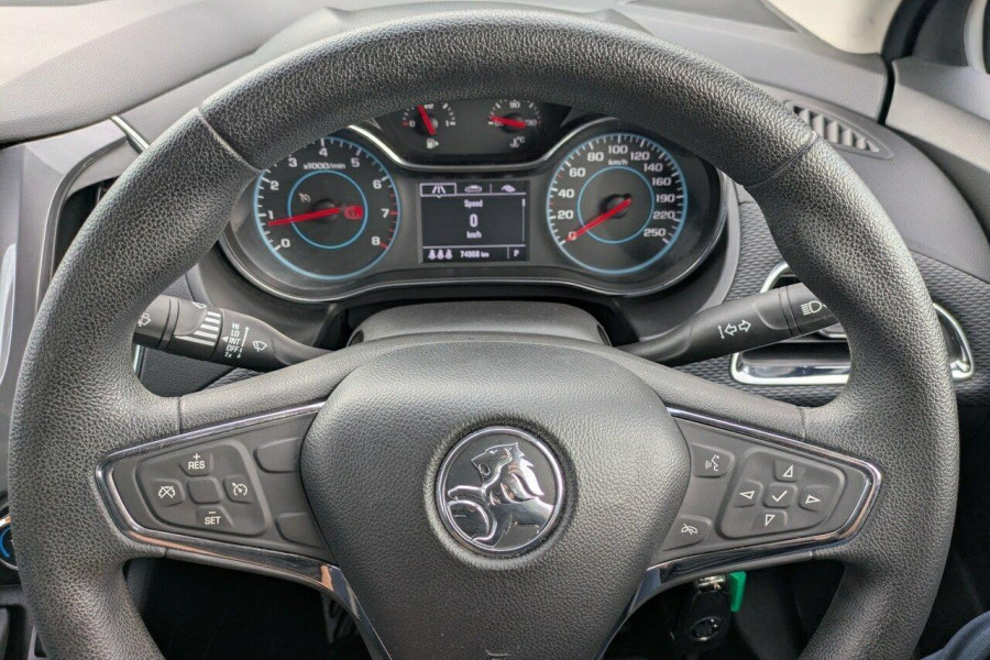 2017 Holden Astra BL LS Sedan Image 18