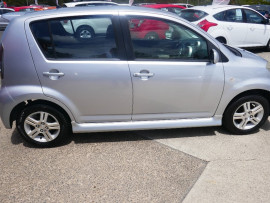 2005 Daihatsu Sirion M3 Hatchback Hatchback