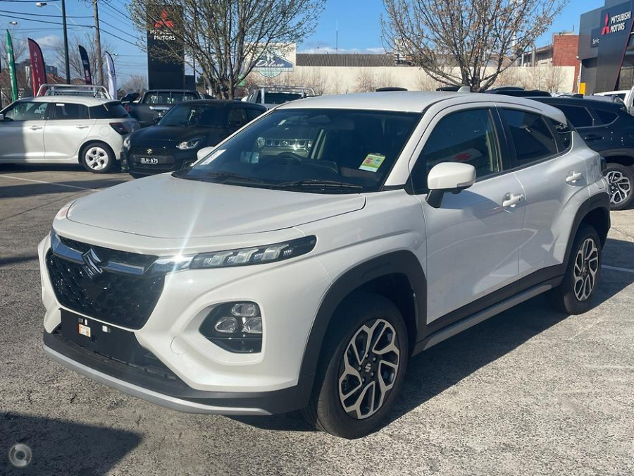 2025 Suzuki Fronx KW Hybrid Wagon Image 3