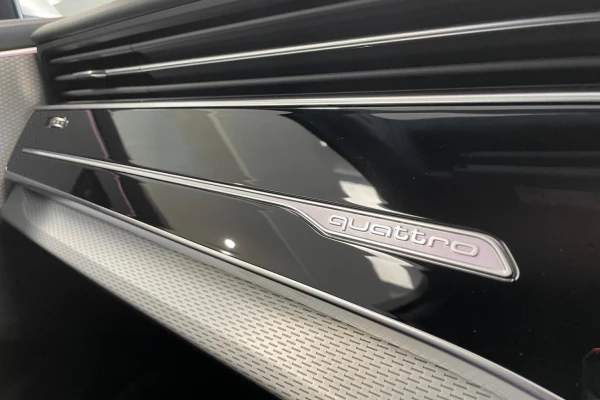 2025 Audi SQ7 4M TFSI SUV Image 19
