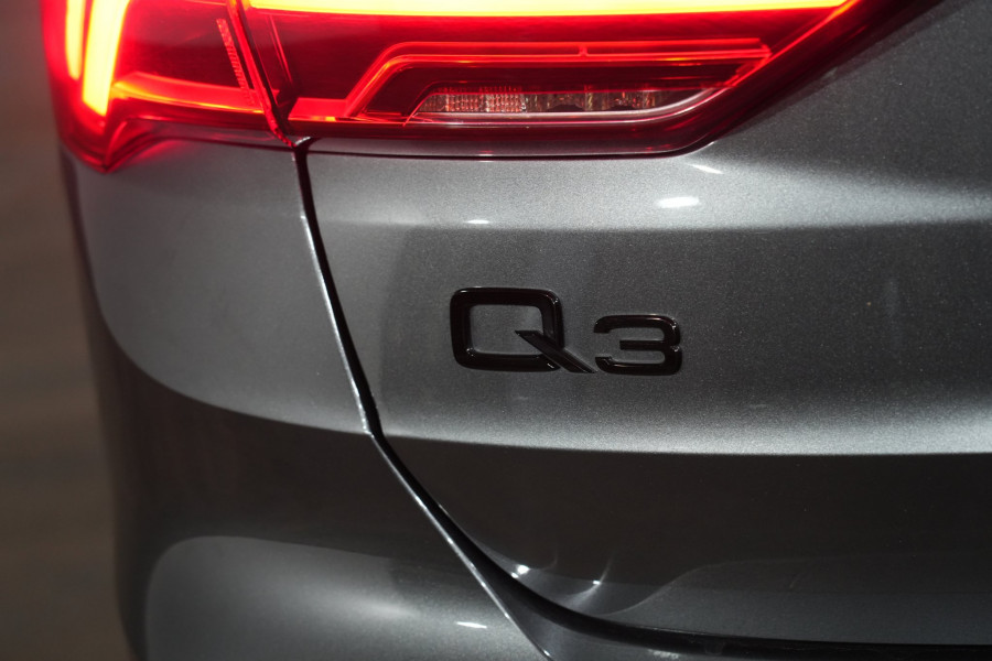 2025 Audi Q3 F3 35 TFSI S line Edition SUV Image 9