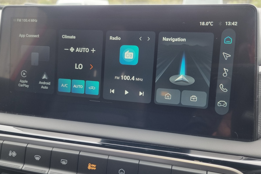 2025 MY24.5 MG MG3 ZP22 Essence Hybrid+ Hatch Image 14