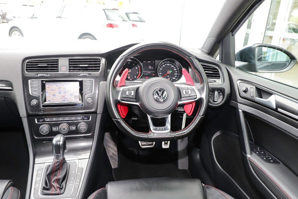 2014 Volkswagen Golf Hatch Image 7